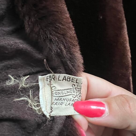 Vintage Chocolate Brown Fur Coat Short Collared Long Sleeve - Picture 8 of 10